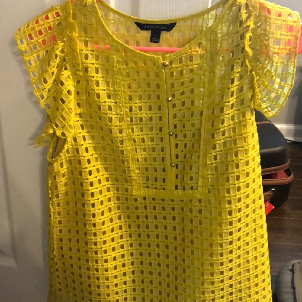 Chartreuse blouse